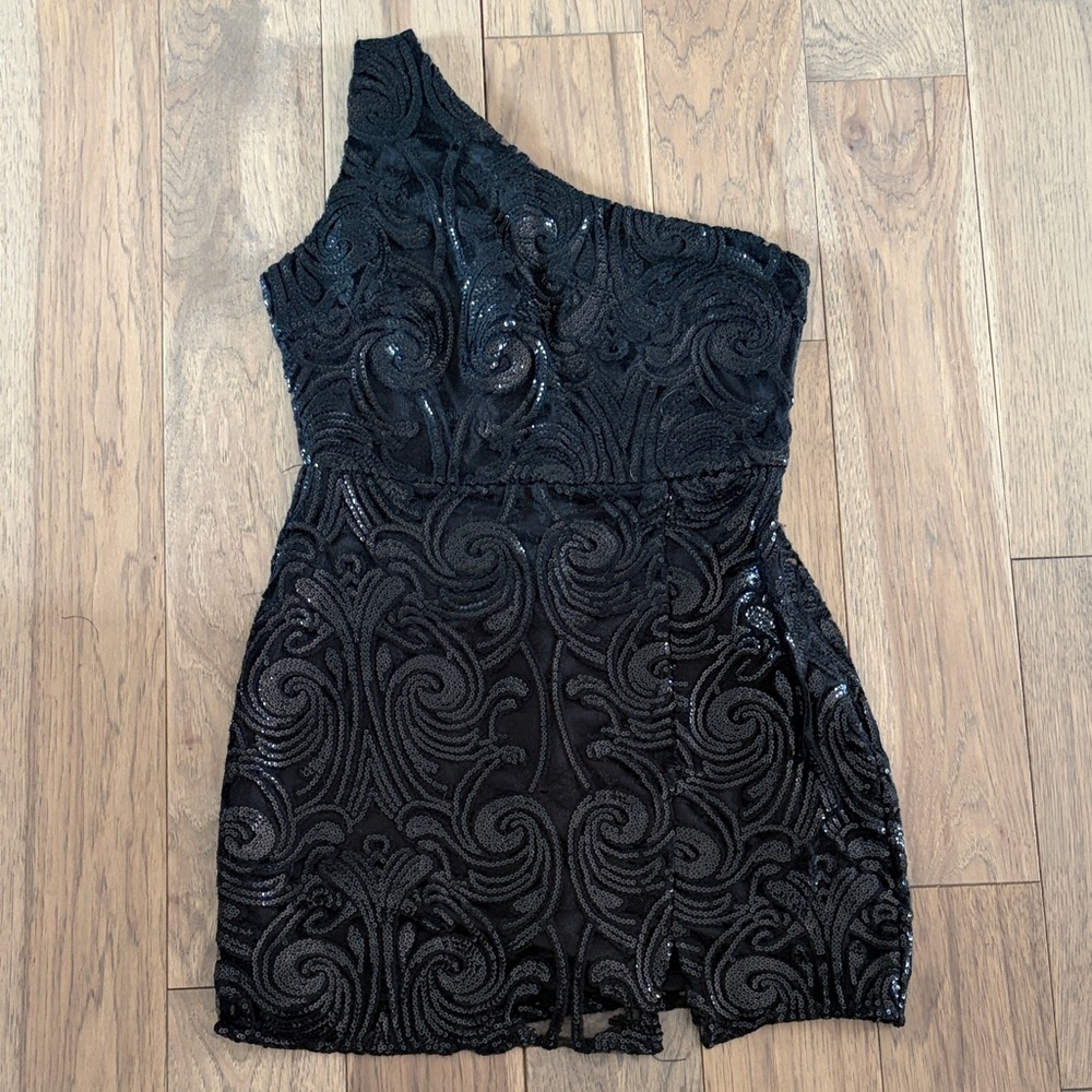 LULUS One-Shoulder Black Sequin Cocktail Dress